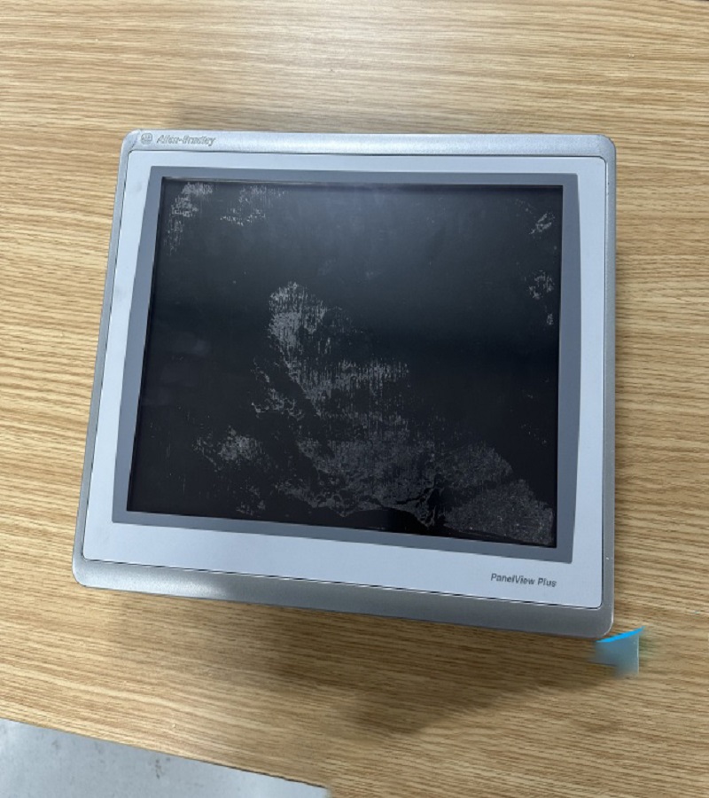AB羅克韋爾觸摸屏2711P-T12W21D8S無法開機無顯示 無法進入到正常的使用界面 圖像上有雜亂的條紋 通電幾分鐘后屏幕變成藍(lán)屏 觸摸失靈 故障維修 快修  